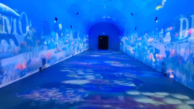 離海最遠的海洋文化中心，SEEMILE點亮嵌入沙漠的海底隧道